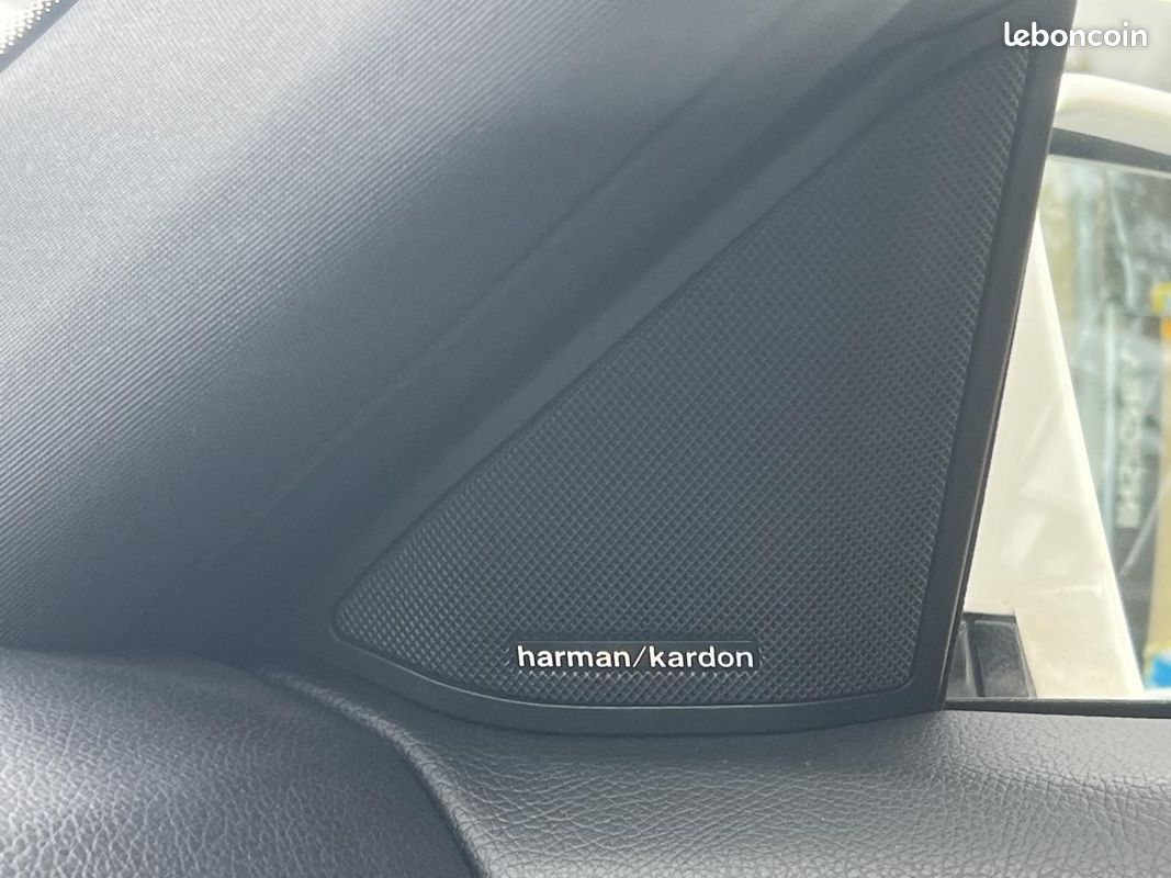 MERCEDES-BENZ CLASSE E 220 BlueTEC Executive A (image 25)