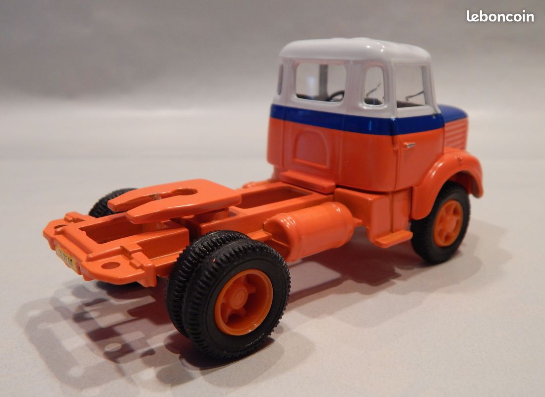 Corgi ref : 1/50 Berliet TLM Jean Richard