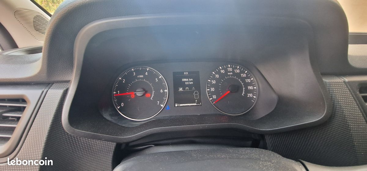 Renault Trafic Fourgon L1H1 Bluedci 130 (image 8)