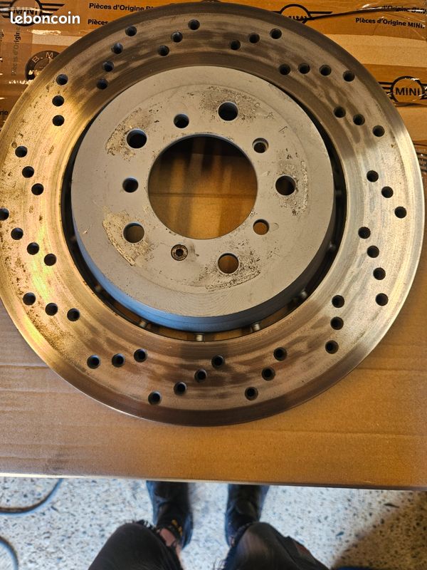 Disques bmw m3 e46 csl 345x28 (image 3)