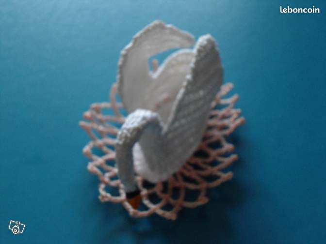 Bonbonnières au crochet pour dragés (image 1)