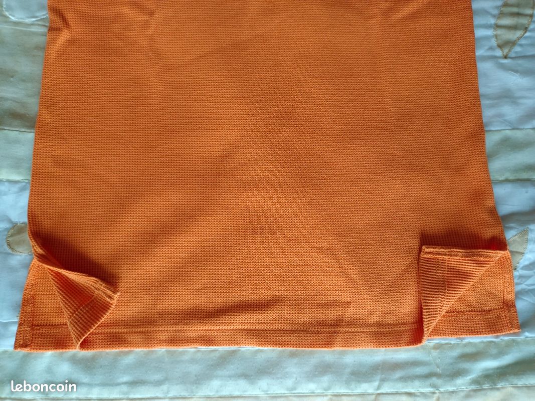 Tee-shirt neuf sans manche 38/40 (image 3)