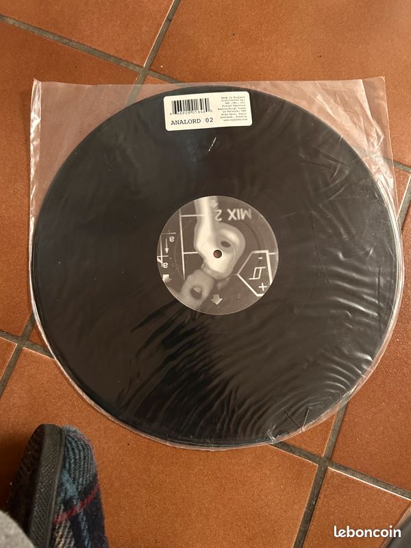 Aphex Twin AFX – Analord 02 (image 1)