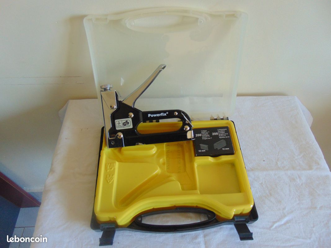 Agrafeuse a main (image 1)