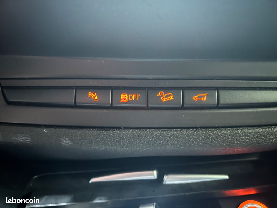 BMW X6 4.0 D 306 EXCLUSIVE INDIVIDUAL XDRIVE BVa (image 32)