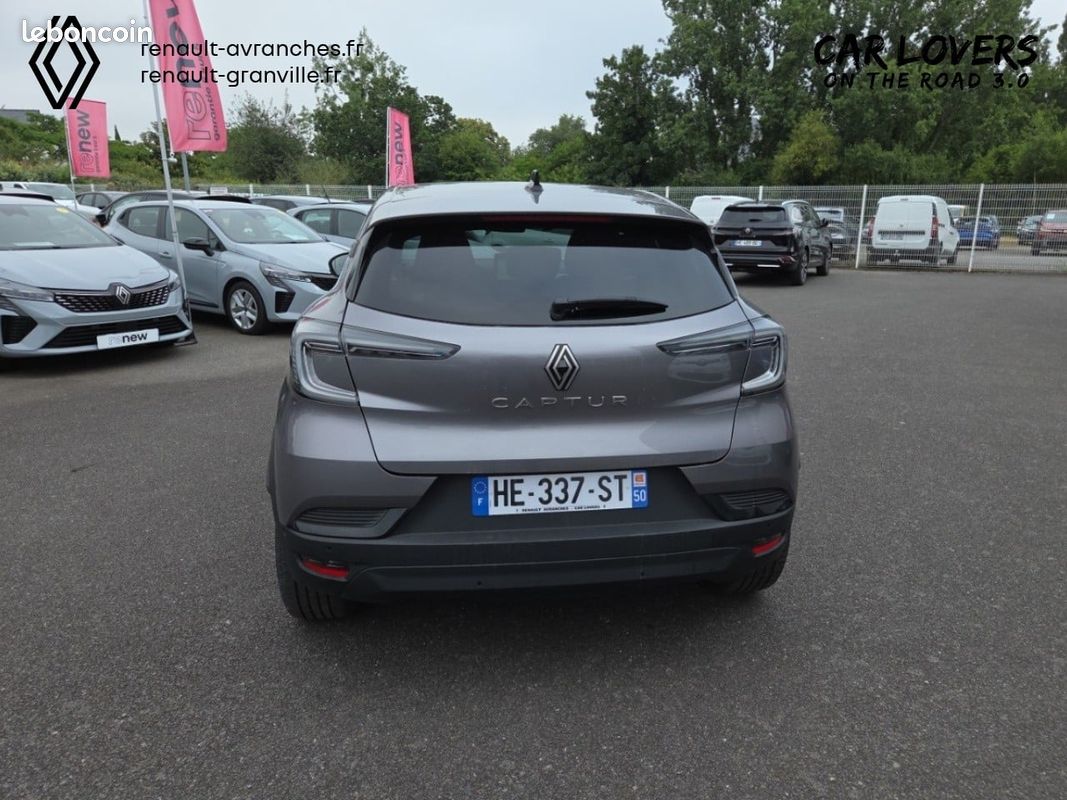 RENAULT Captur TCe 90 ch Techno (image 9)