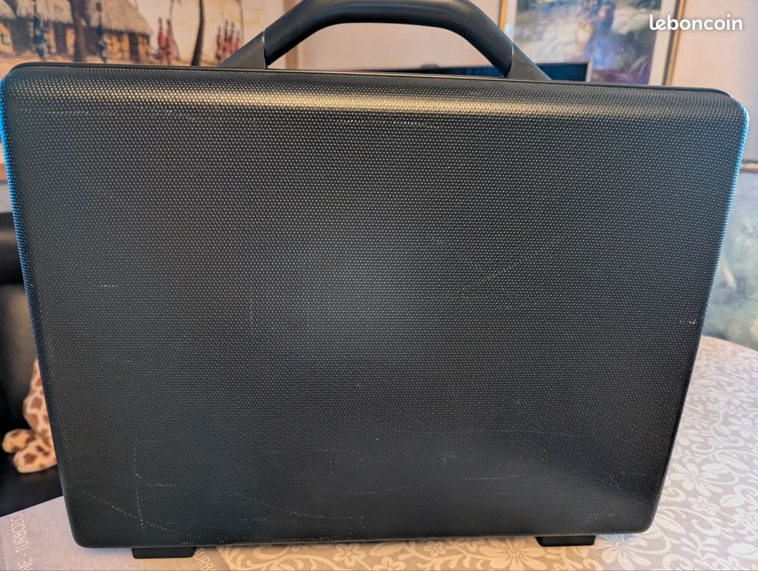 Malette attaché caisse Delsey (image 3)