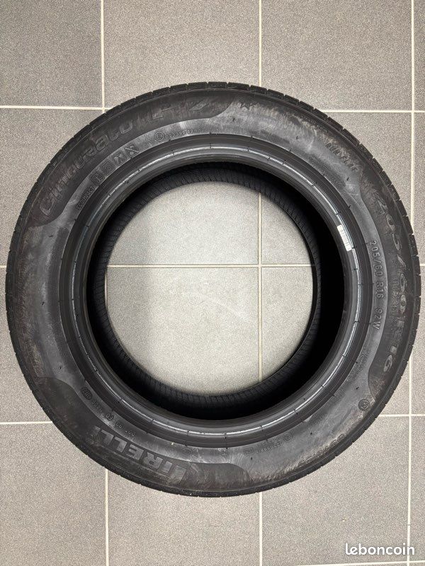 Pneu été PIRELLI runflat cinturato P7 (4 pneus) (image 1)