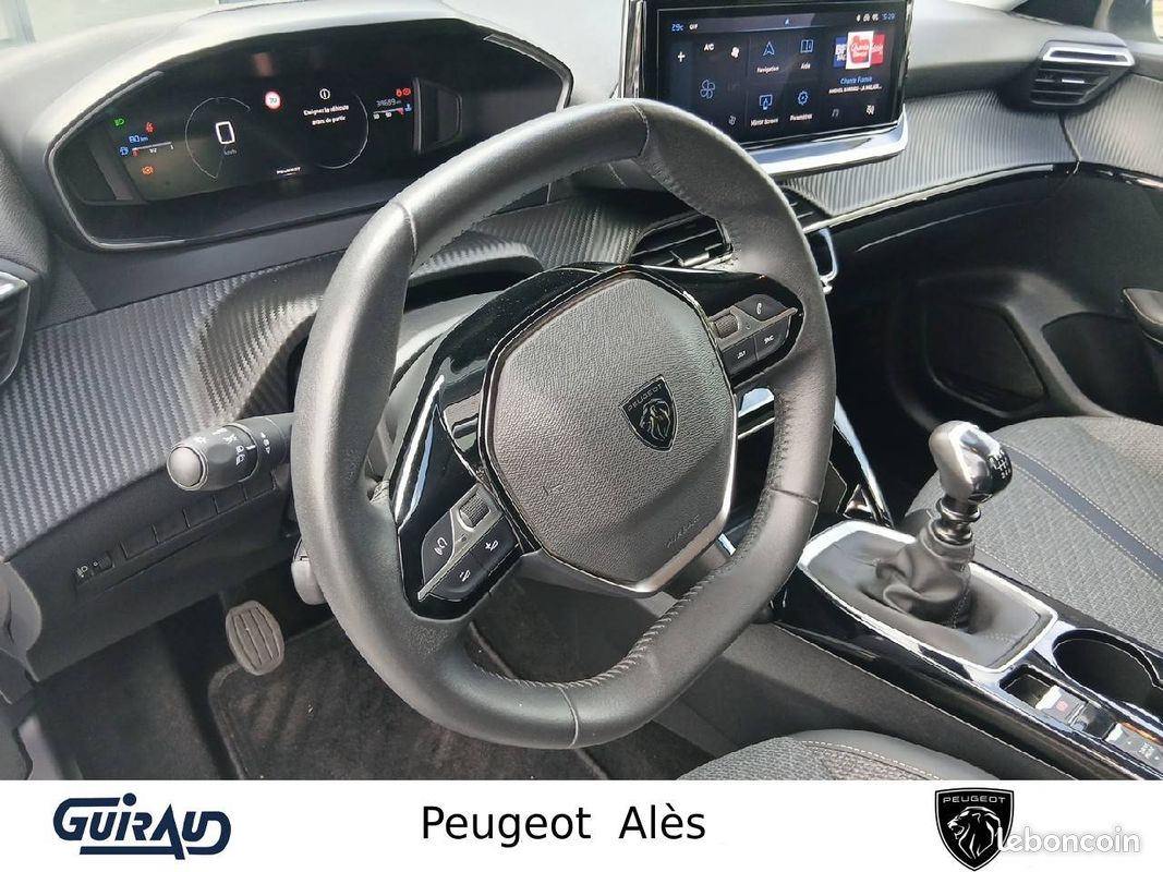 PEUGEOT 208 PureTech 100 S&S BVM6 Allure (image 8)