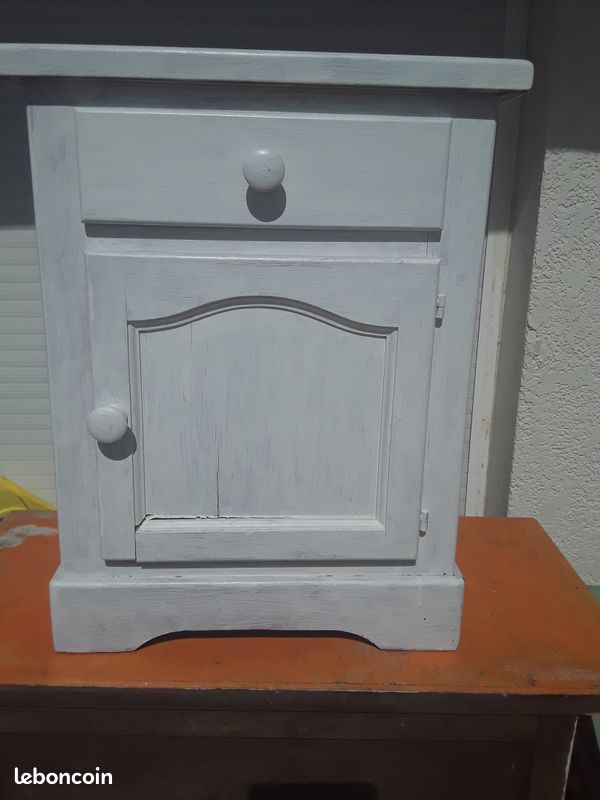 Petit meuble bois (image 1)