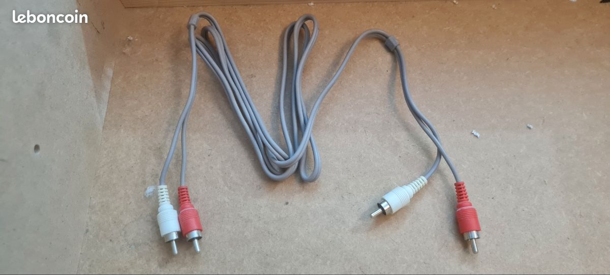Câble GRIS de connexion stéréo / Câble de raccordement Noir 4 Extrémités : 2 fiches (2 mâles blanc rouge / Cordon noir / 2 fiches TV Out Audio Vidéo Câble auxiliaire 1,2 mètre 120 cm RCA NOM CORDON ? (image 1)