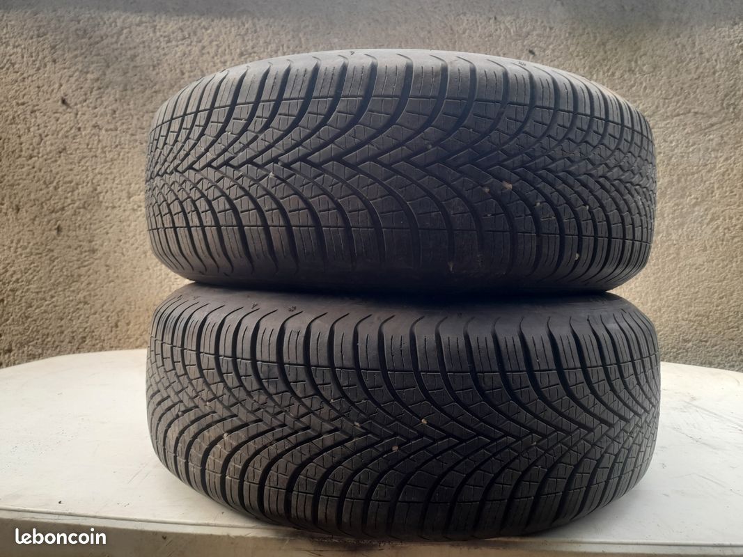 Pneu 205/65/15 99v dunlop 4 saison comme neuf (image 1)