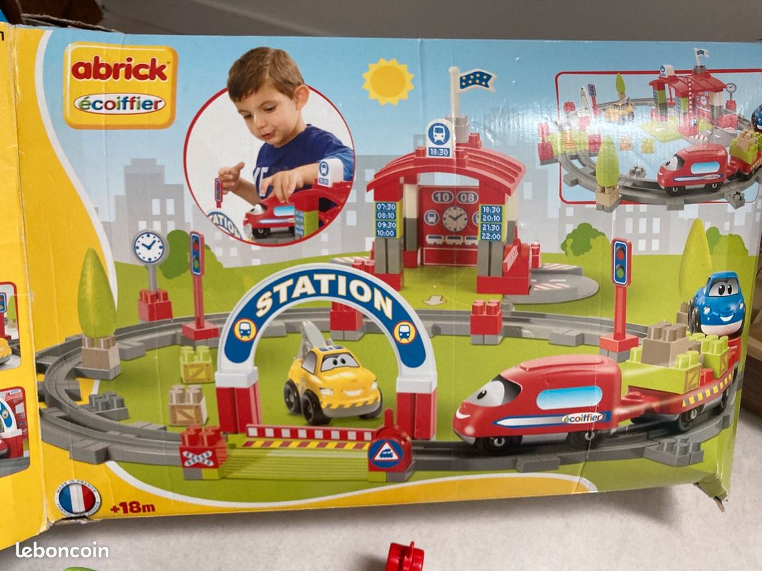 Abrick train (image 1)