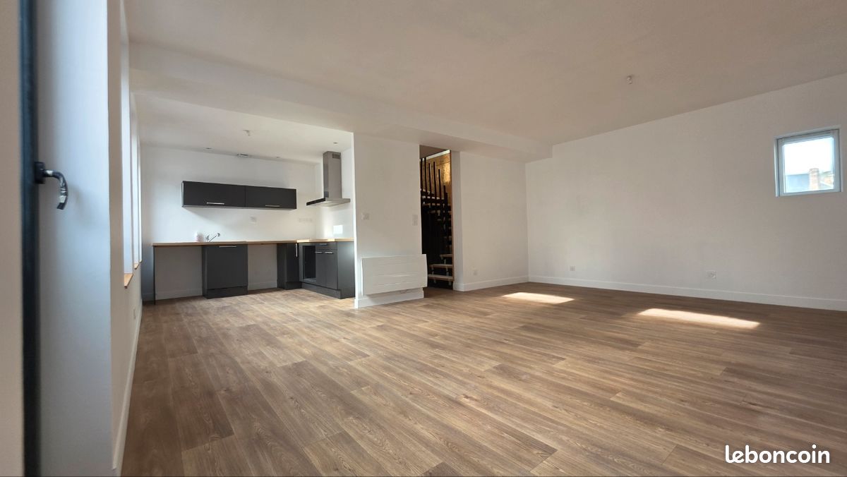 Appartement 3 pièces 77 m² · à Fécamp · 77 m² · 798 €