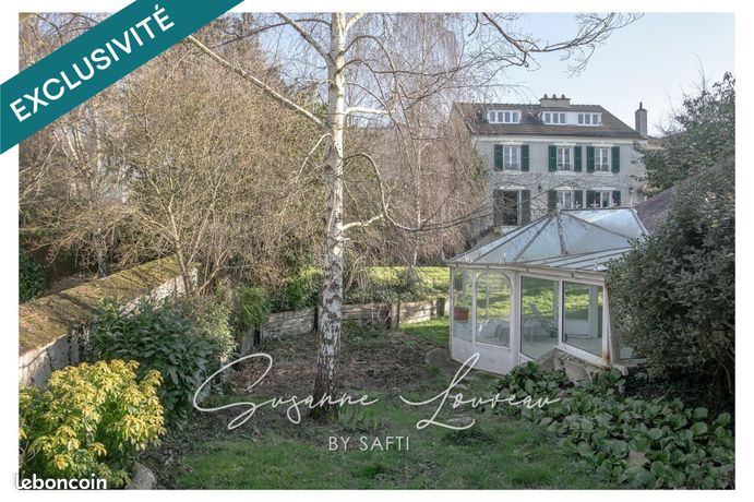 Maison 10 pièces 253 m²