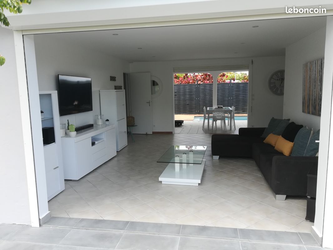 Villa proche CV avec piscine au sel (image 6)
