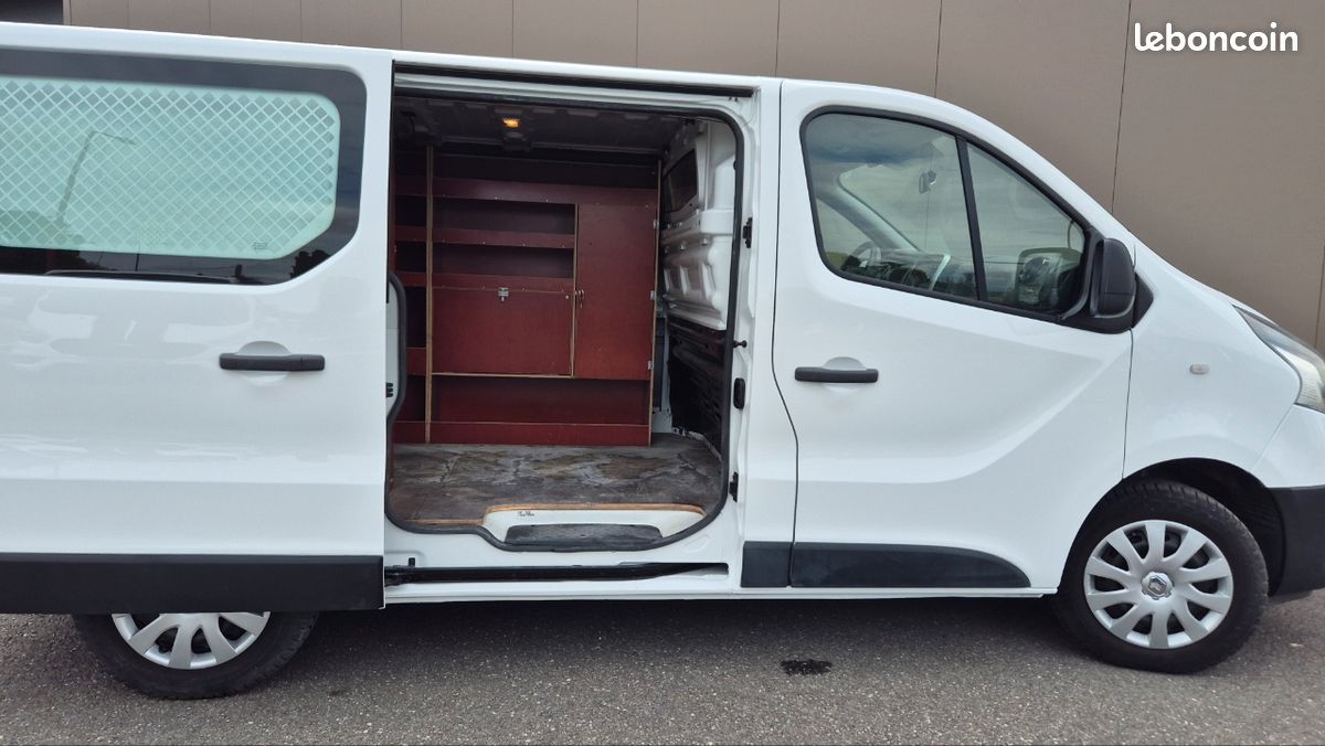 Renault Trafic L1H1 1000kg 1.6 DCi 125cv Energy Grand Confort (image 4)