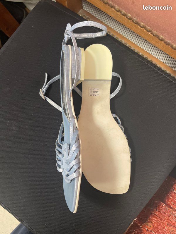 Sandales en cuir femme bleu taille 38 marque Andre neuf (image 4)
