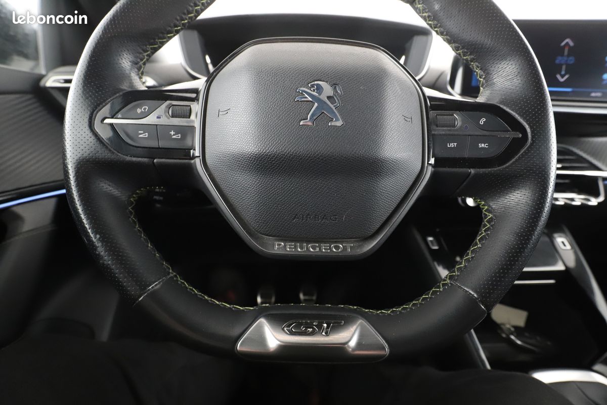 Peugeot 2008 1.2 PureTech GT Line 130 ch (image 16)