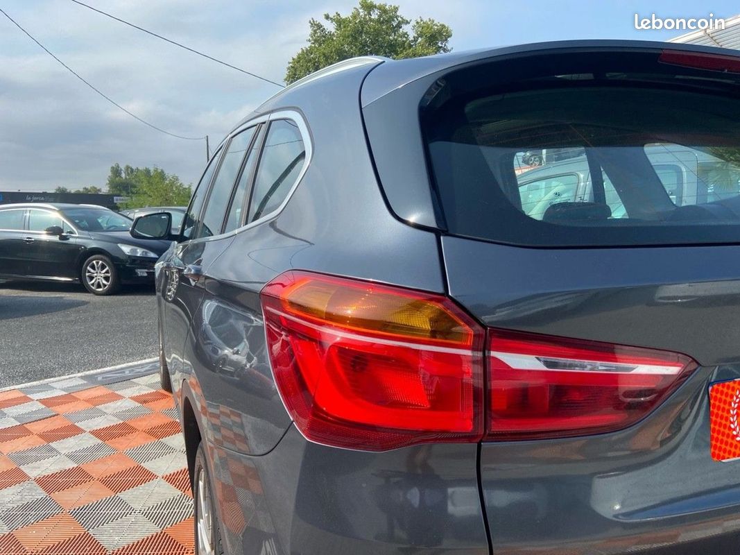 BMW X1 18I SDRIVE X-LINE ATTELAGE 1 ère main (image 11)