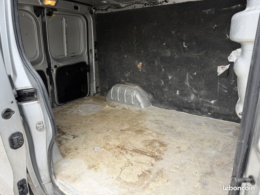Renault TRAFIC III FG L1H1 1000 1.6 DCI 140CH GRAND CONFORT (image 11)