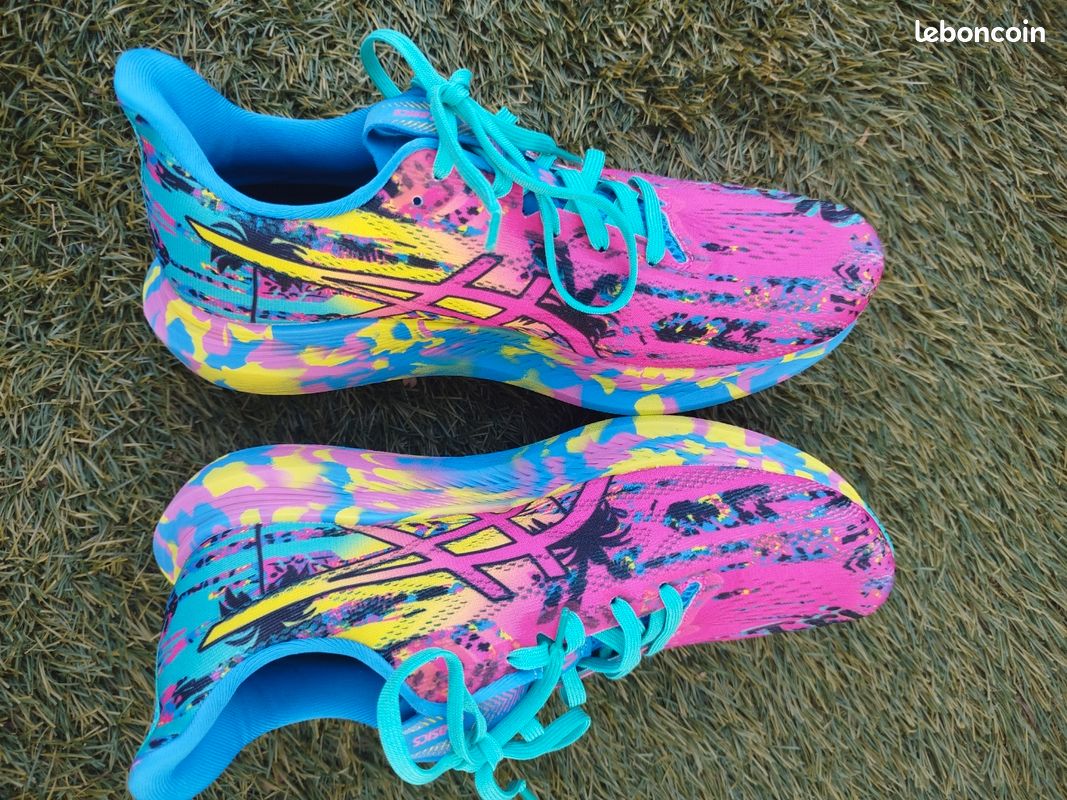 Asics Womens Asics Gel Noosa Tri Argent Chaussures De Running