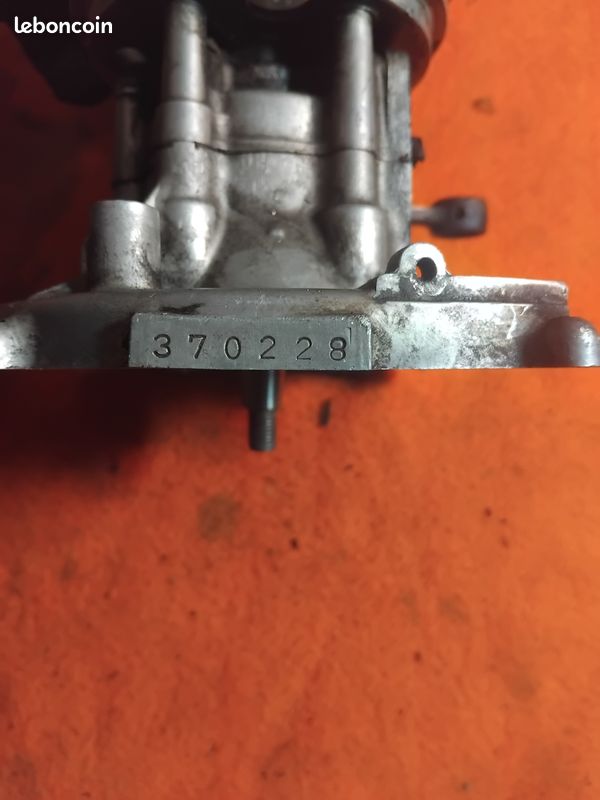 Bas moteur complet débroussailleuse Kawasaki TZ031 (image 5)