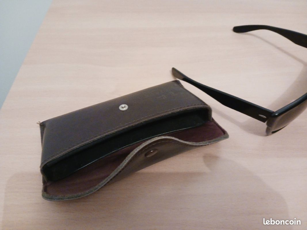 Lunette de soleil RAY BAN (image 1)