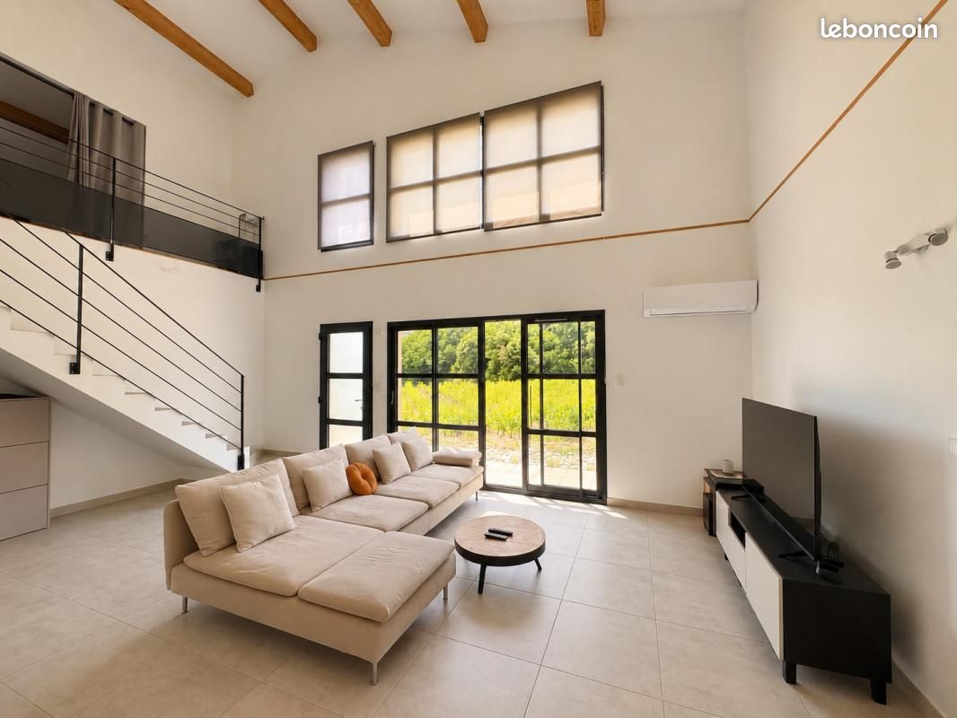 Maison 5 pièces 135 m² · à Bouchet · 135 m² · 1 250 €/mois