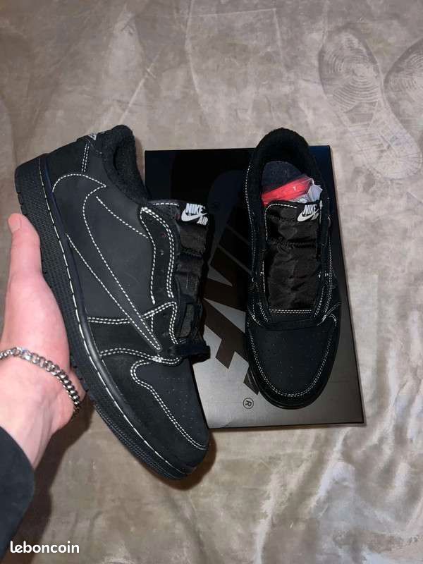 Air Jordan 1 Low SP Travis Scott Black Phantom Taille : 44 Neuf / Jamais porté (image 2)