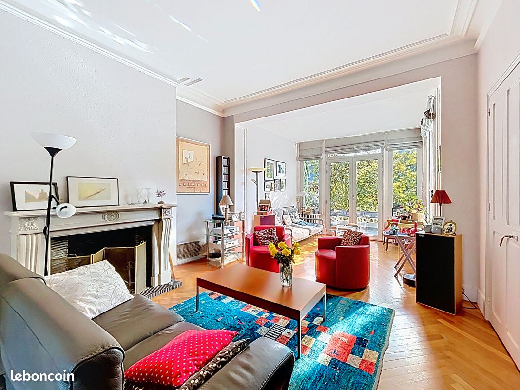 Maison 12 pièces 257 m² · à Mont-Saint-Aignan · 257 m² · 990 000 €