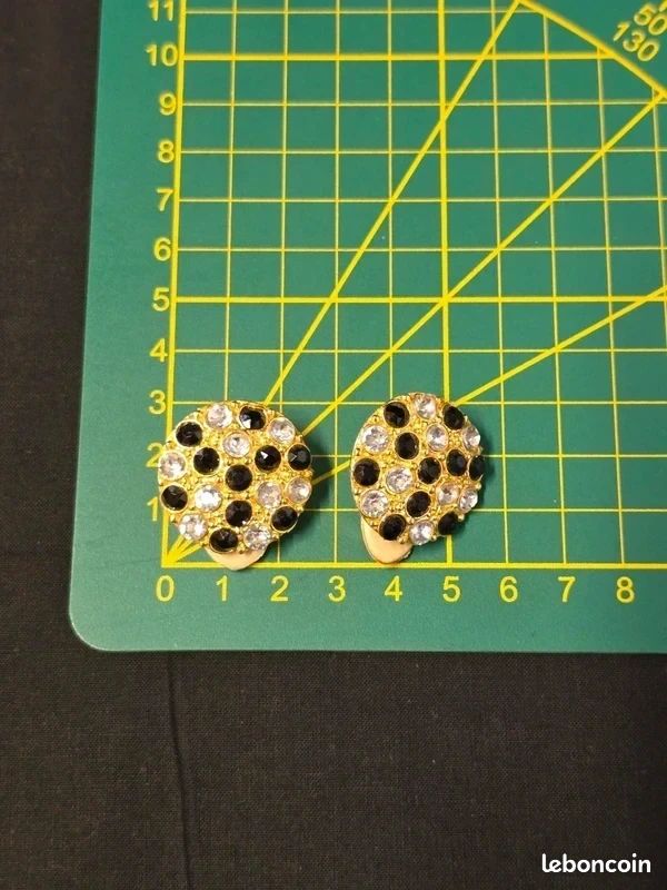 Paire Boucles D'oreilles Clips Vintage Métal Doré Mat - Occasion, Pendantes