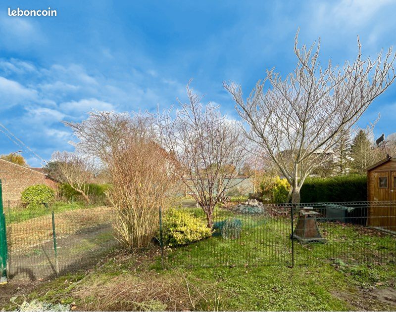 Terrain 766 m² · à La Chapelle-d'Armentières · 766 m² · 165 000 €