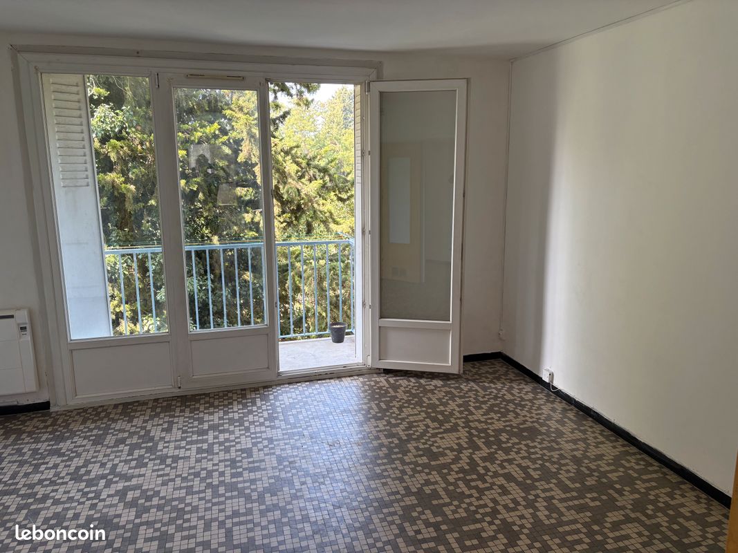 Appartement 3 pièces 55 m² · à Nîmes · 55 m² · 550 €/mois