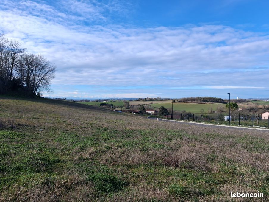 Terrain 1043 m² · à Saint-Germier · 1 043 m² · 56 000 €