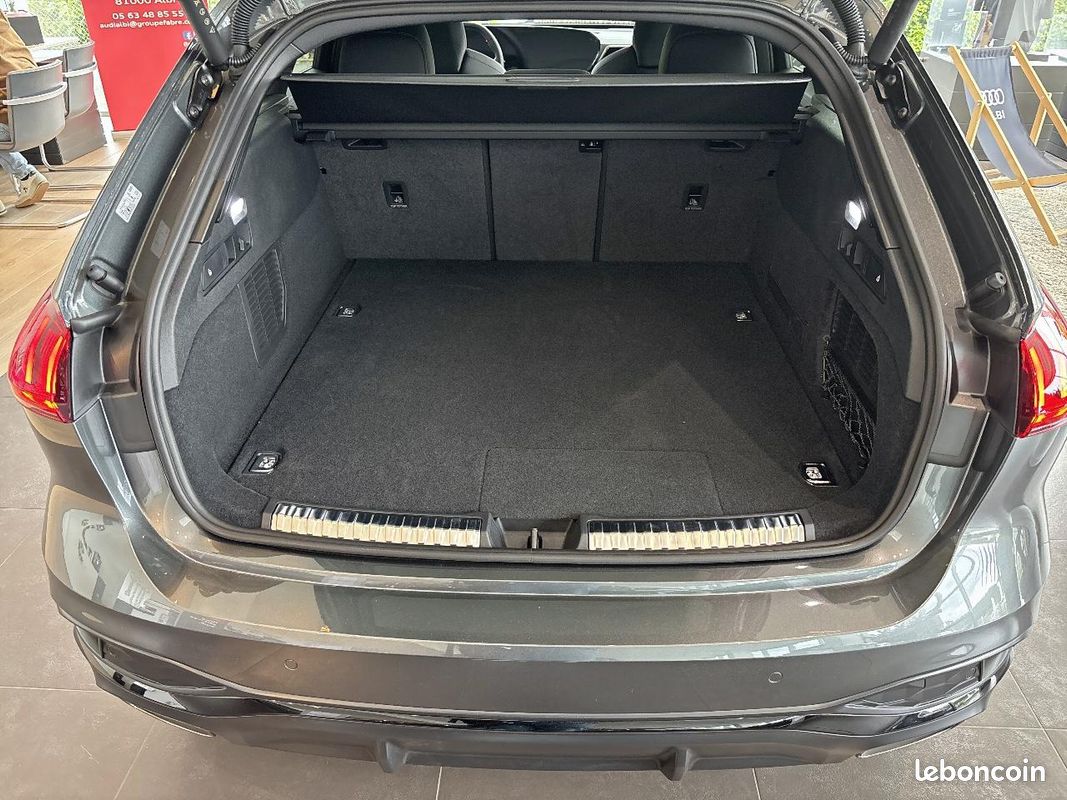 AUDI A5 Avant e-hybrid 299 ch S tronic 7 Quattro S line (image 20)