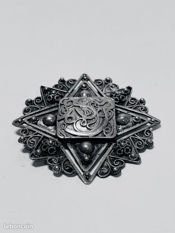 BROCHE PENDENTIF ETHNIQUE BERBERE KABYLIE EN ARGENT CORAIL ET EMAIL