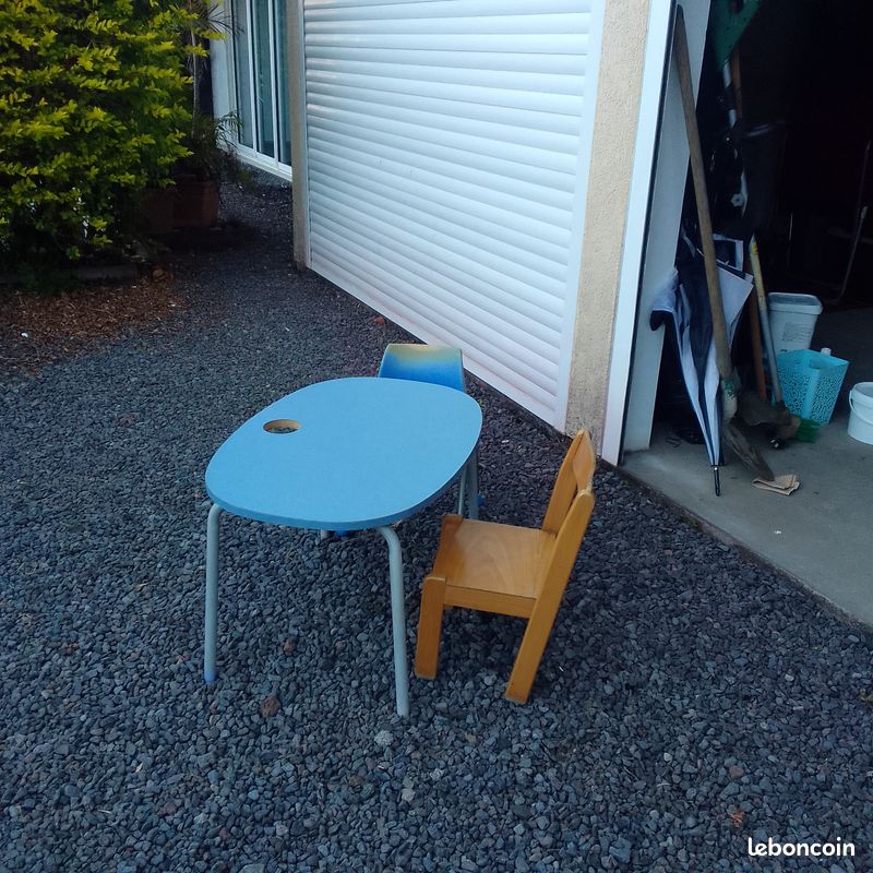 Divers meubles table/chaises/meubles/coffre (image 2)