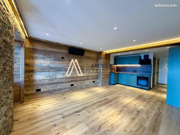 Duplex 5 pièces 102 m²