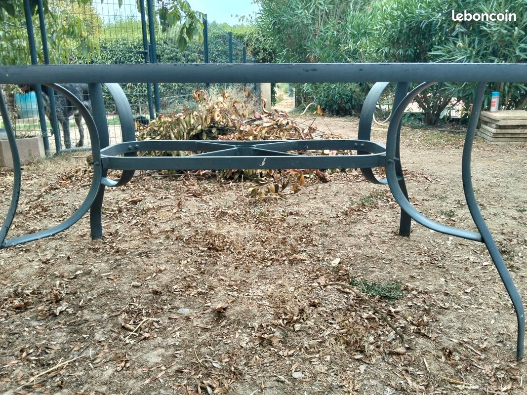 Table de jardin (image 3)