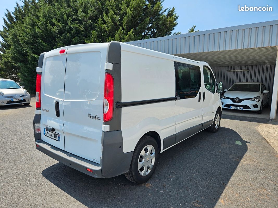 Trafic 2.0dci 115cv cabine approfondi long (image 3)
