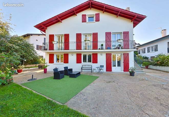 Duplex 7 pièces 156 m²