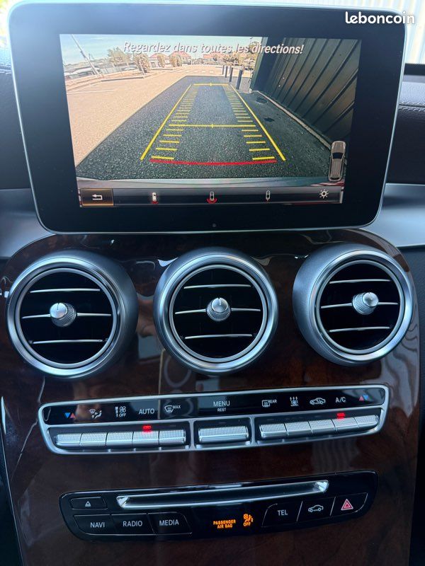MERCEDES-BENZ GLC 350e 4MATIC EXECUTIVE 7G-DCT HYBRIDE RECHARGEABLE / TOIT OUVRANT / ATTELAGE ELECTRIQUE (image 12)