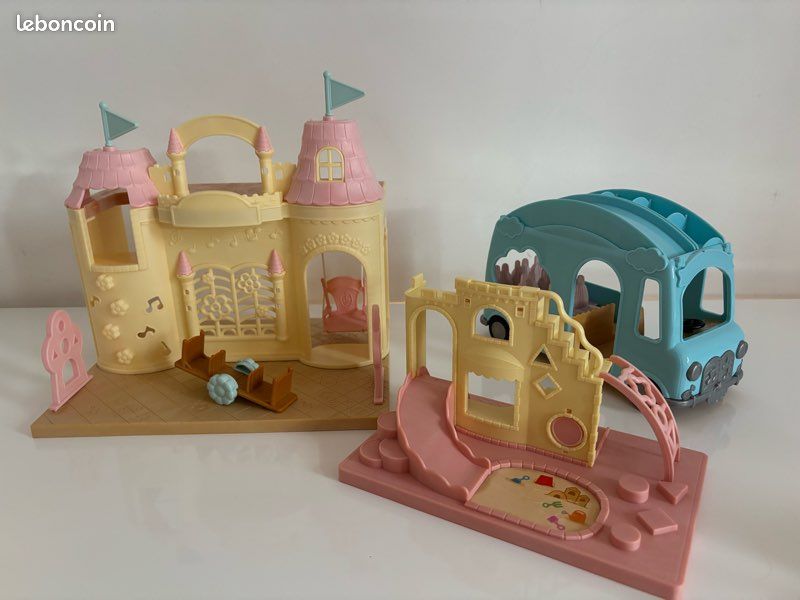 Lot de Sylvanian Families (image 1)