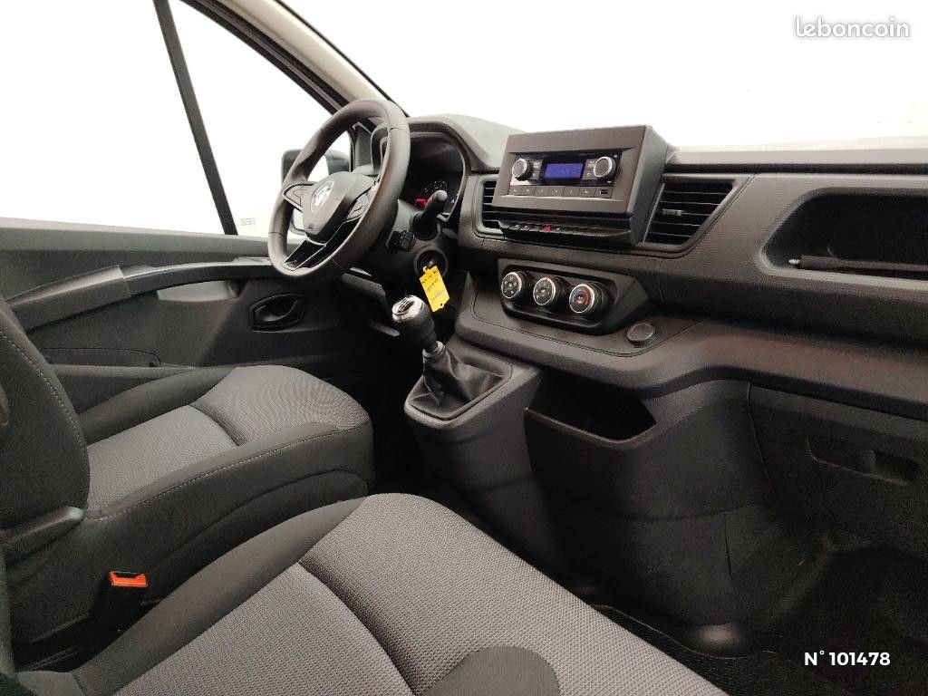 Renault Trafic FOURGON FGN L1H1 3T BLUE DCI 130 GSR2 ADVANCE (image 9)