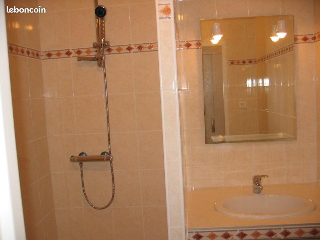 Appartement 4 pièces 68 m² · à Bourg-lès-Valence · 68 m² · 136 000 €
