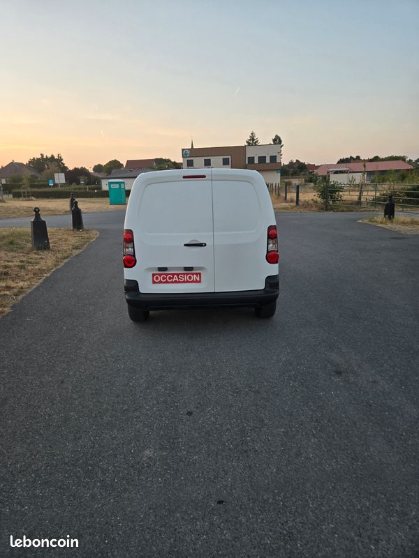 Ciitroen berlingo 1.6hdi,29/12/2014,137000km (image 5)