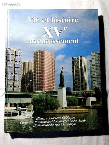 Livre touristique Paris : Vie et histoire du XVeme arrondissement (image 1)
