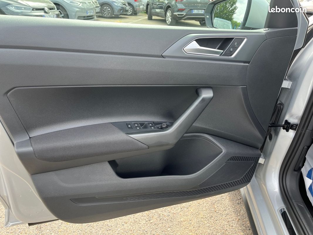 VOLKSWAGEN Polo 1.0 TSI 116 S&S DSG7 R-Line Edition (image 21)