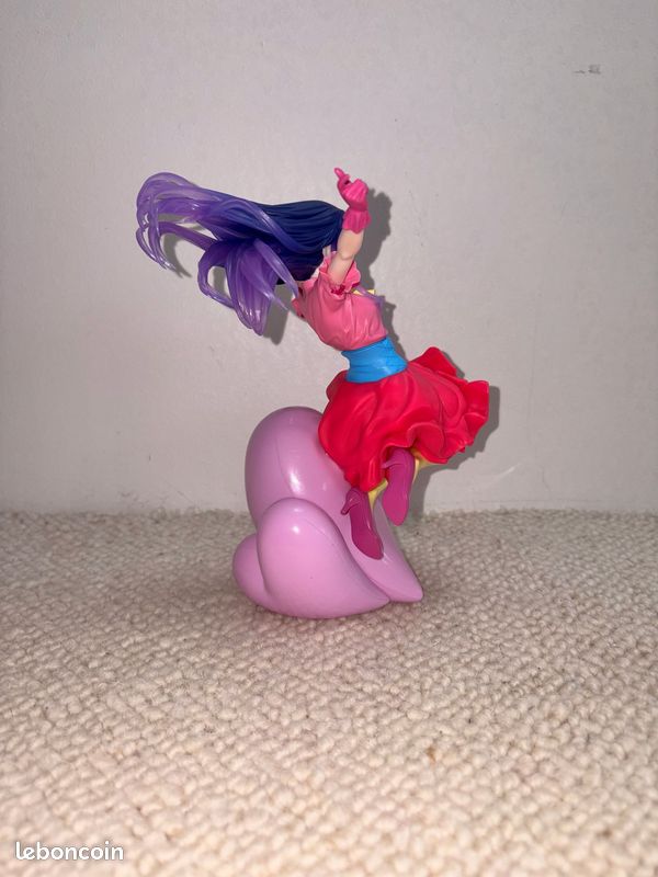 Figurine oshi no ko (image 2)